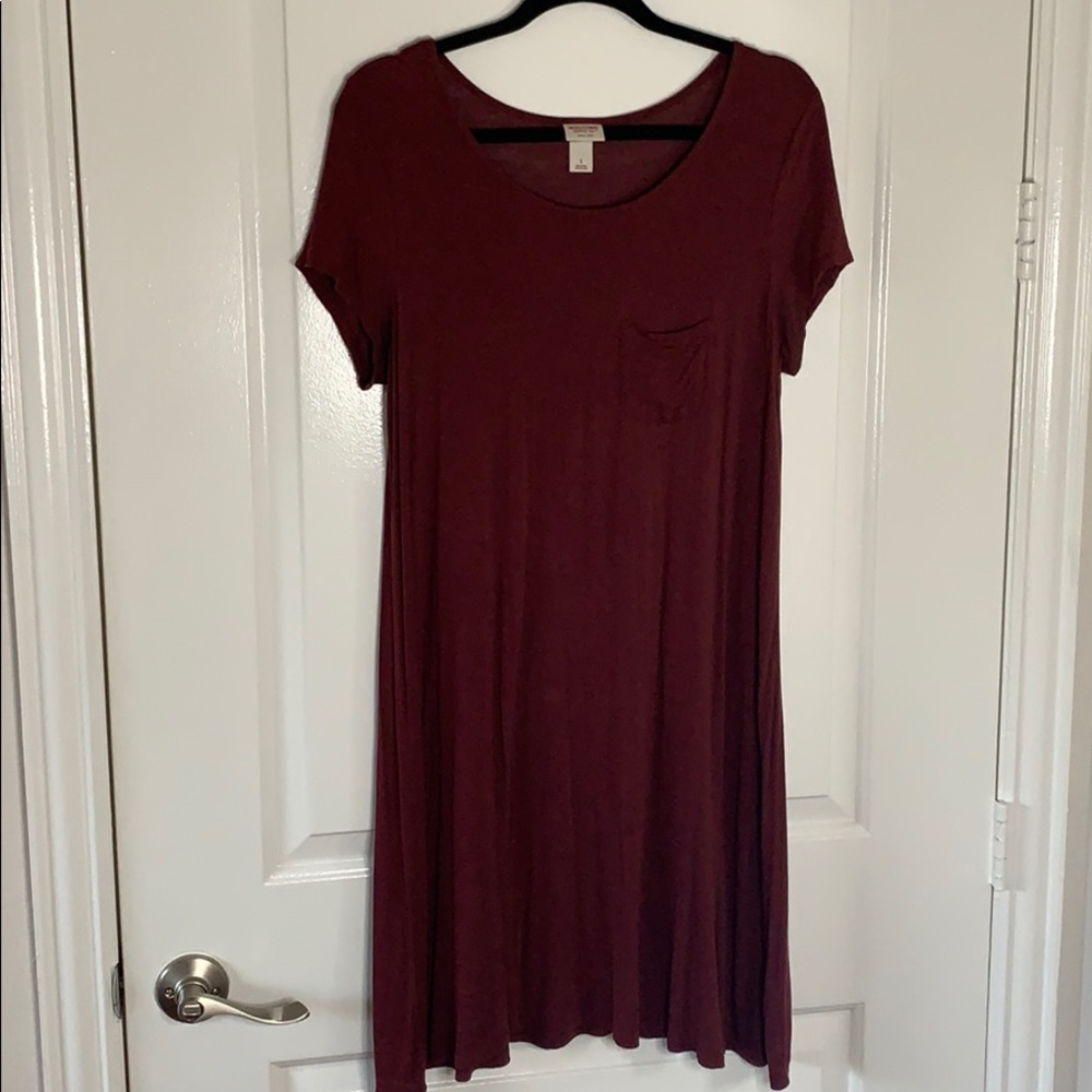 Casual Tshirt Dress - Maroon